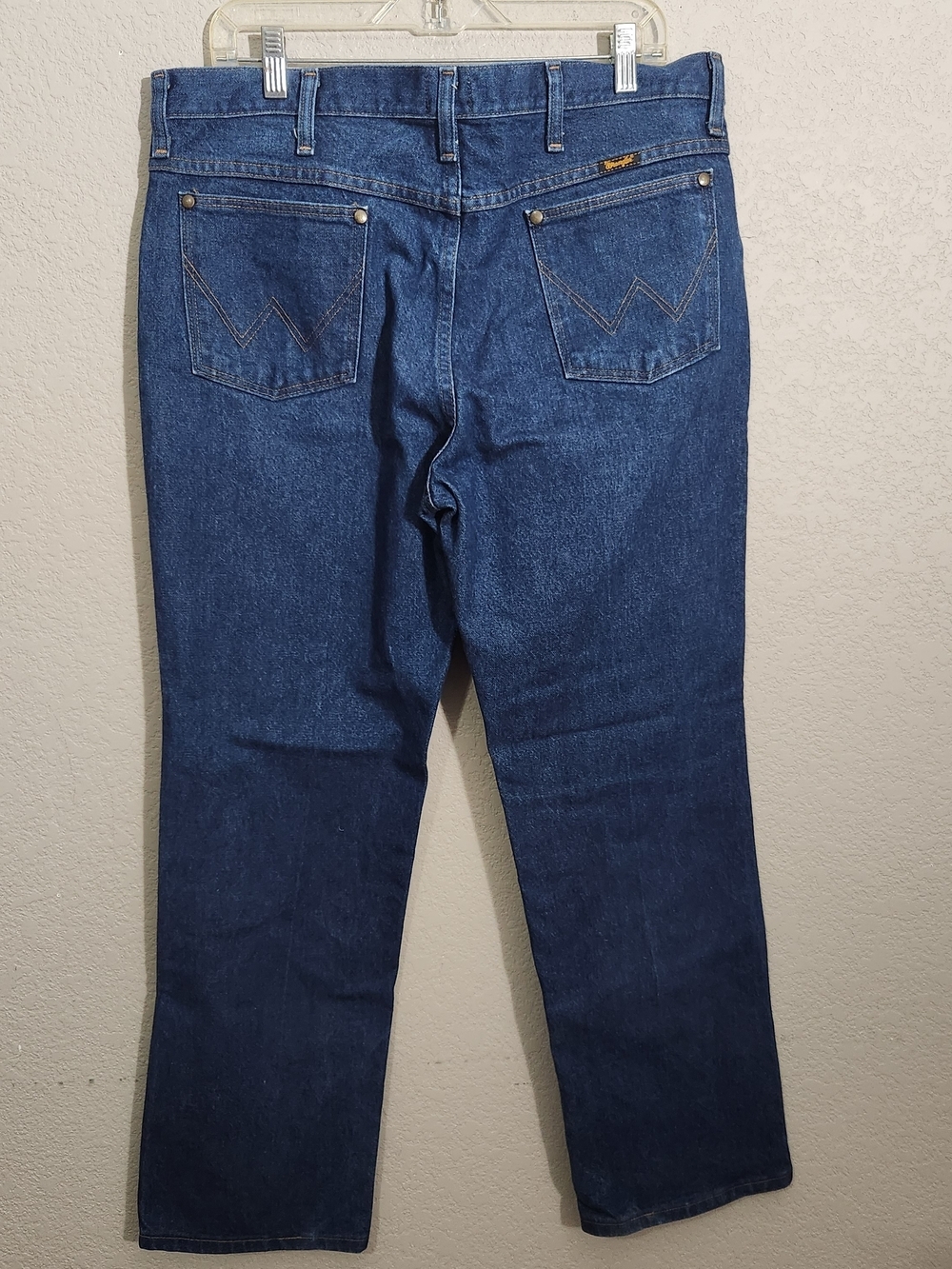 Wrangler Men’s Straight Leg Jeans in Deep Blue Denim 36MWZ Slim Fit
